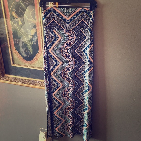 Maxi Skirt - Picture 1 of 2